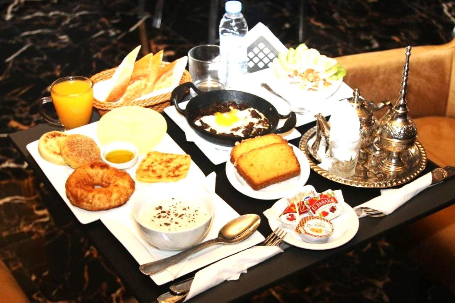 Hotel D'Europe Centre Ville ケニトラ エクステリア 写真